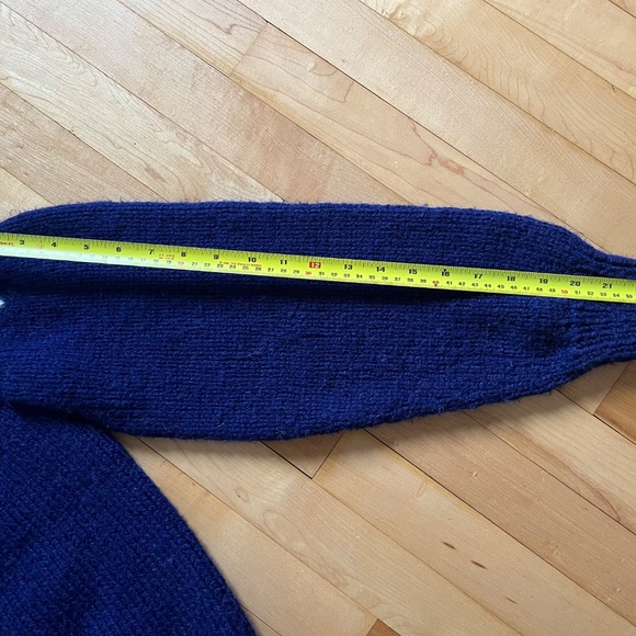 Handmade knit vintage blue wool sweater - Picture 4 of 4